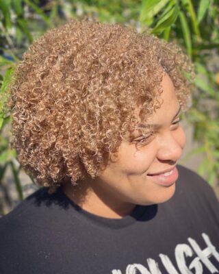 extra curly hair